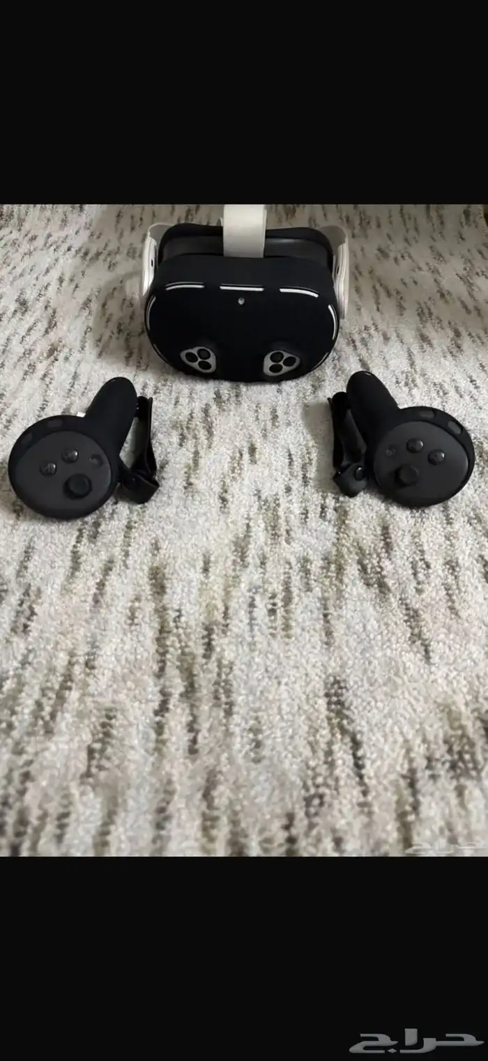 للبيع ميتا كويست 3s نضيفه 1