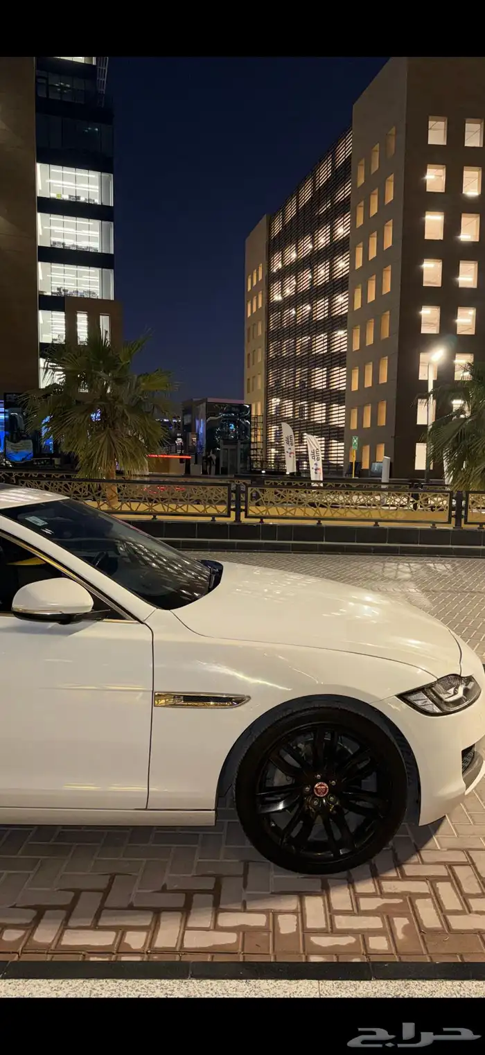 جاكوار XF 2018 7