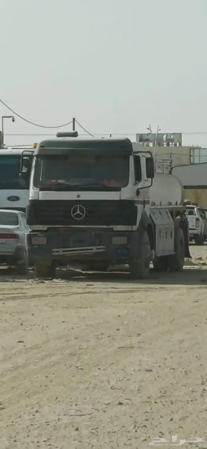 وآيت مرسيدس البي 0