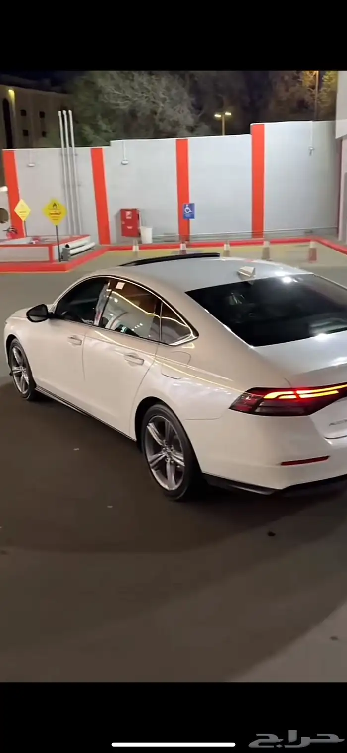 هوندا اكورد 2023 لؤلؤي 2