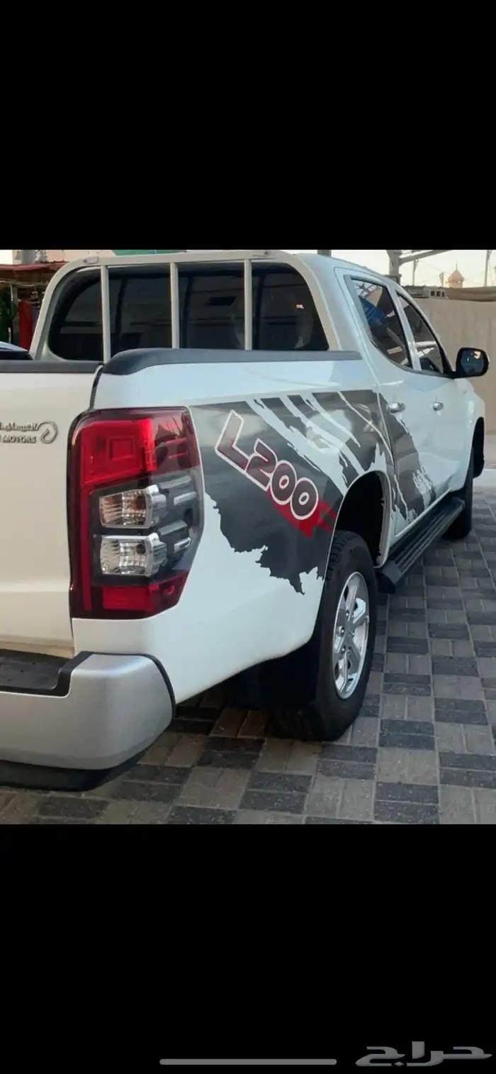 للتنازل ميتسوبيشي L200 3