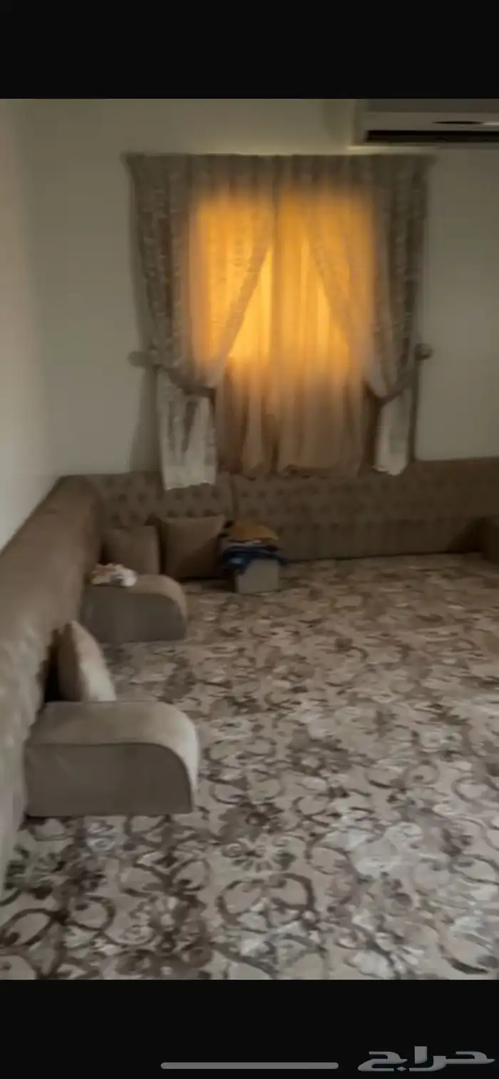 جلسة ارضيه 0