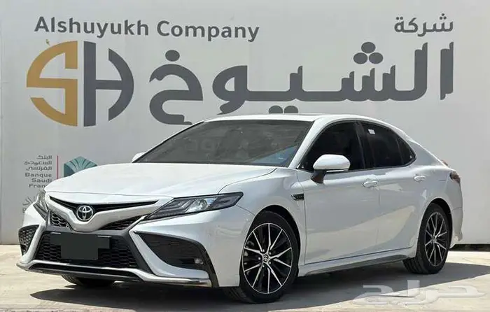 تويوتا كامري SE 2023 2