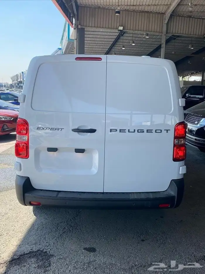 بيجو اكسبيرت بضاعة اوتوماتيك ديزل 2025 1