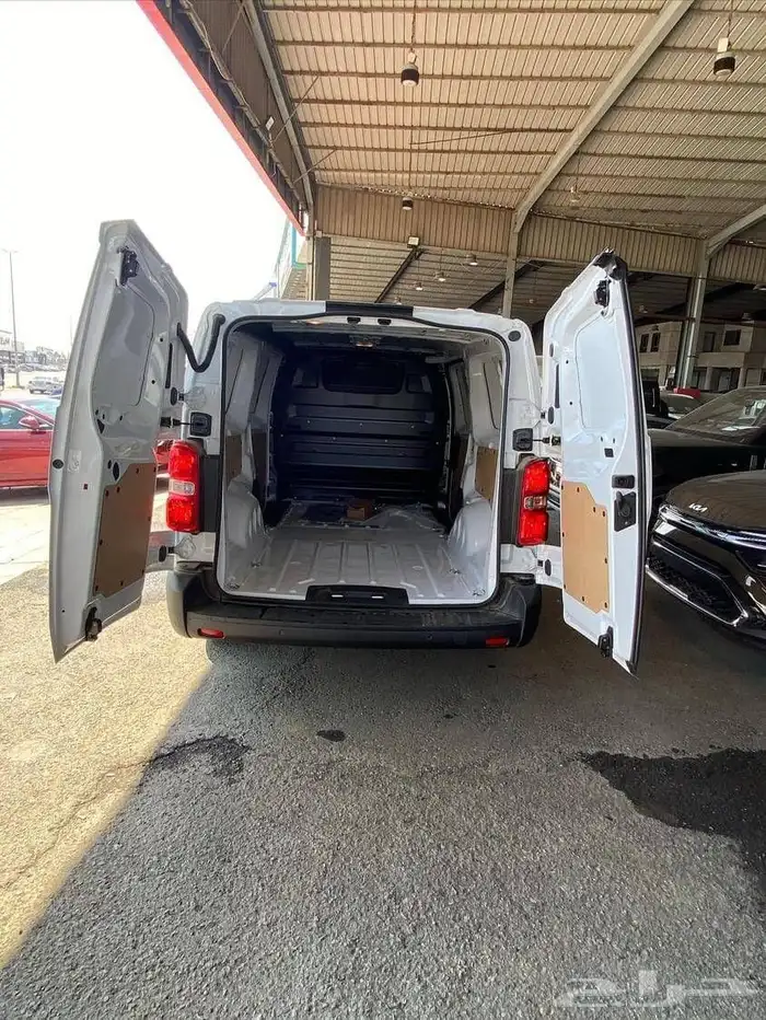 بيجو اكسبيرت بضاعة اوتوماتيك ديزل 2025 2