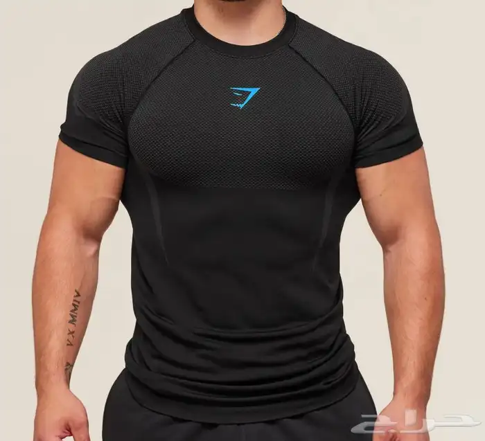 مطلوب T-short gymshark oynx مقاس مديم 0