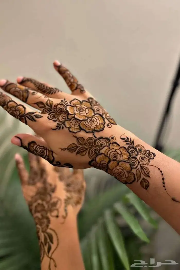 HENNA ARTIST 0