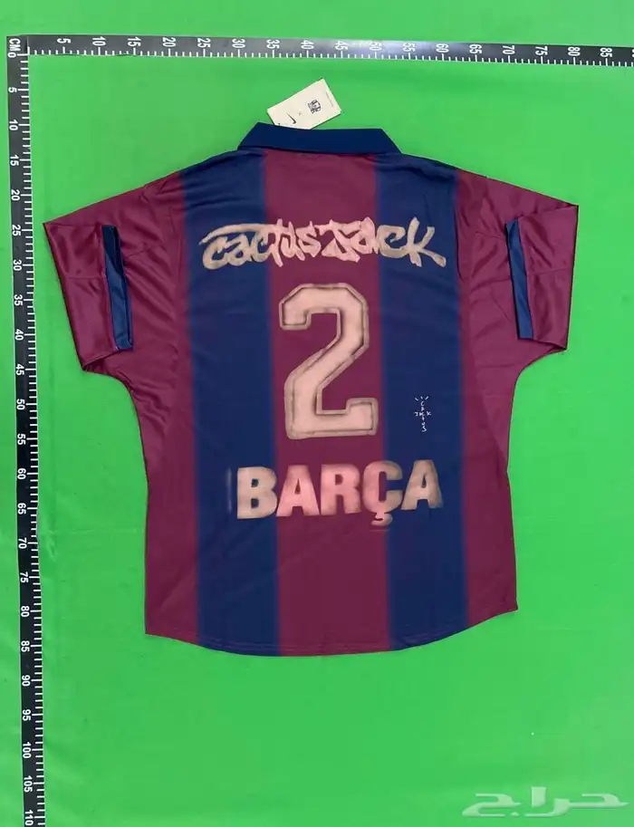 تيشيرتات برشلونه 10