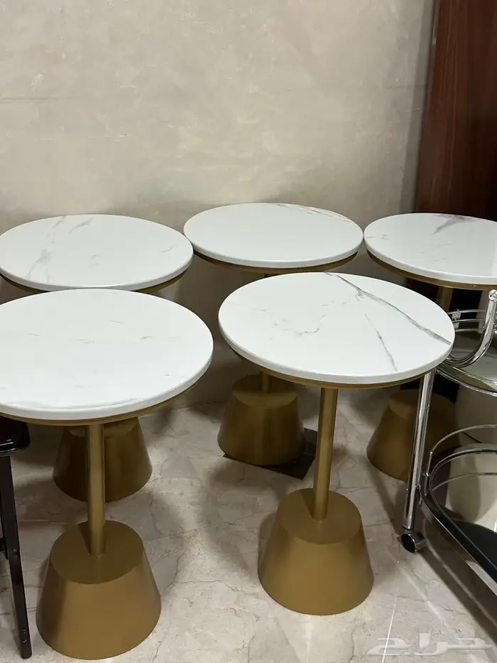 طاولات خدمة 1