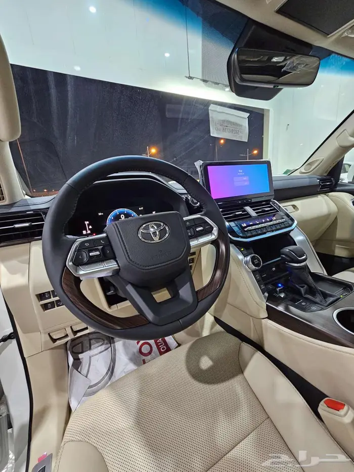 لاندكروزر GXR - S الساير 2025 9