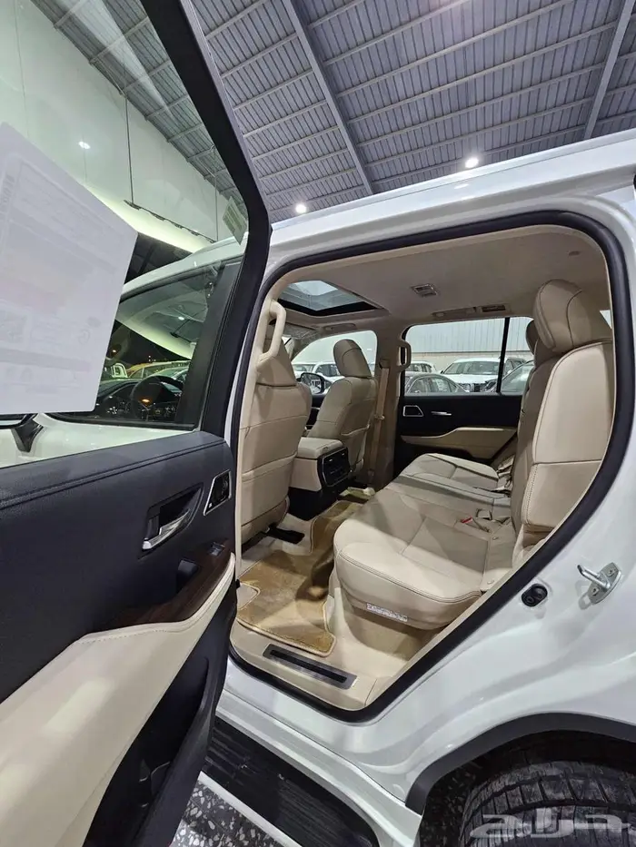 لاندكروزر GXR - S الساير 2025 14