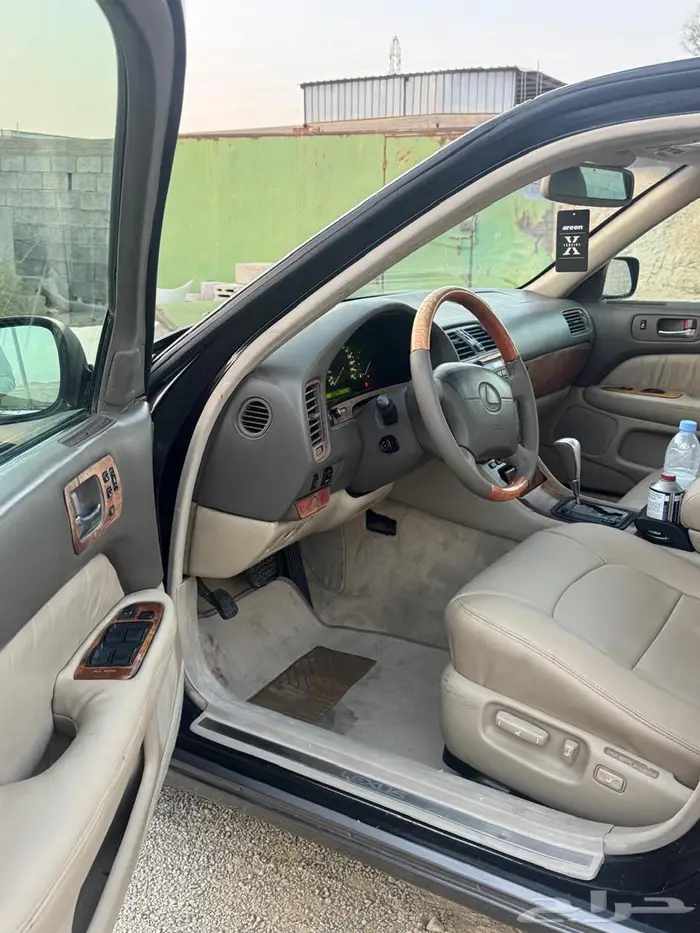 بكزس Ls400 موديل 2000 7