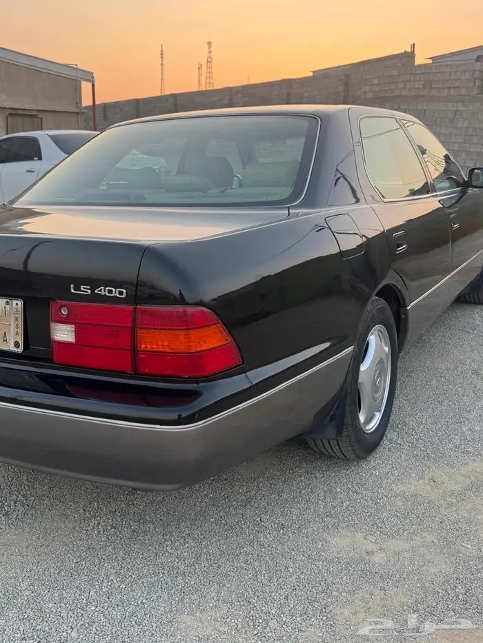 بكزس Ls400 موديل 2000 3