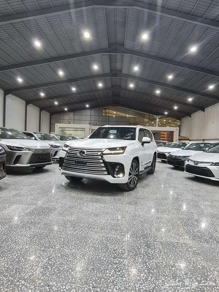 لكزس LX 600 BB بنزين ابيض 2025 1