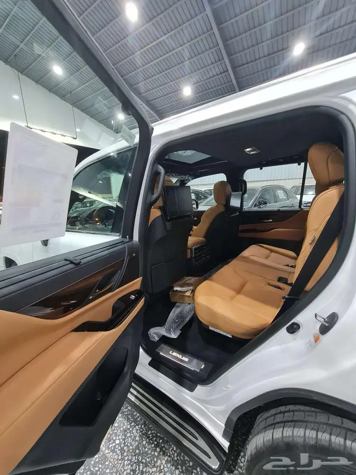 لكزس LX 600 BB بنزين ابيض 2025 14