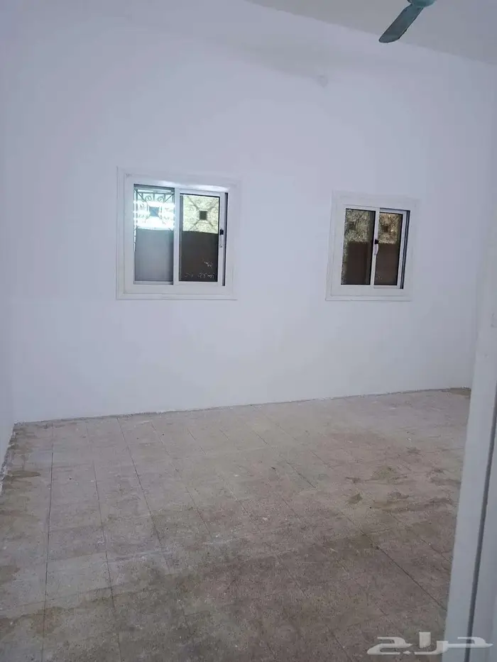 شقة أربع غرف بالشهداء الشمالية 2
