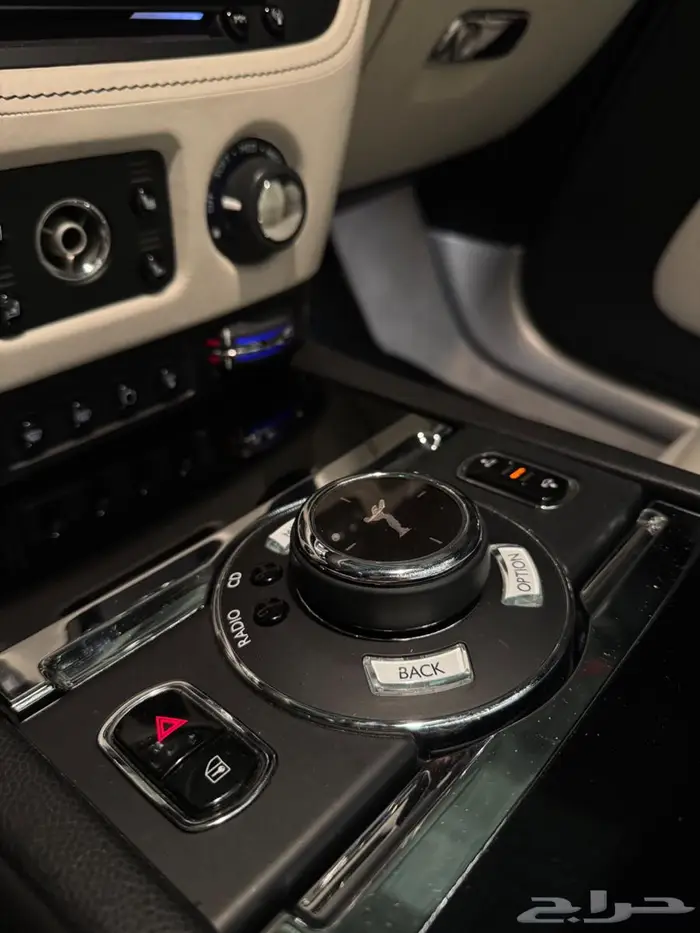 Rolls royce wraith 2014 8