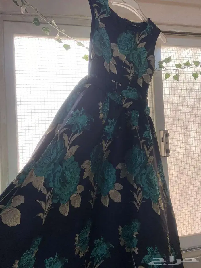 فستان سهره جاكار مستعمل للبيع 1