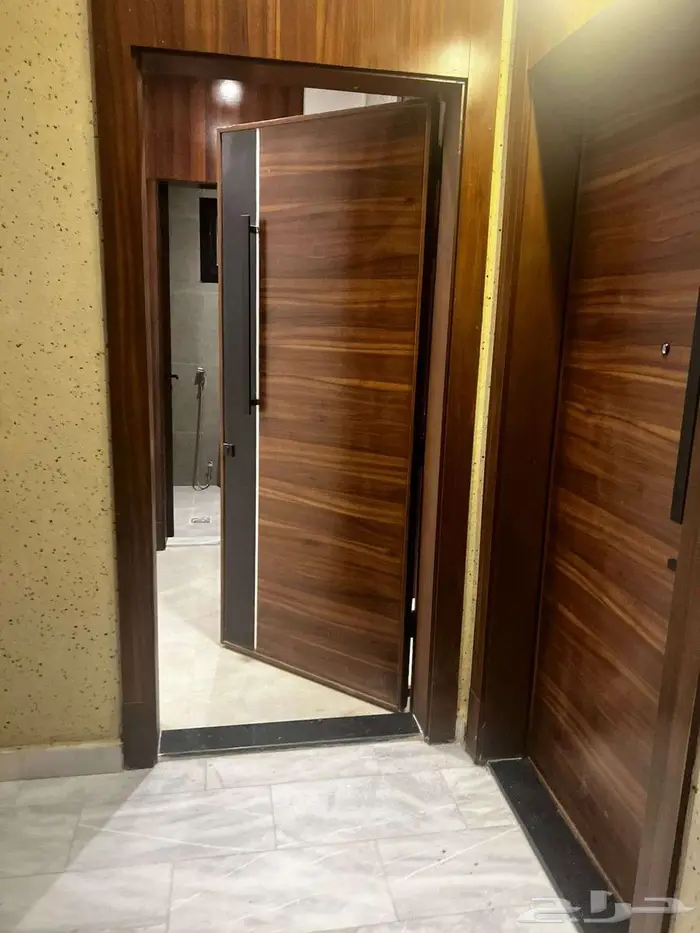 شقه فاخره جديده للايجار بحي المنار بجده خلف الياسمين مول 13