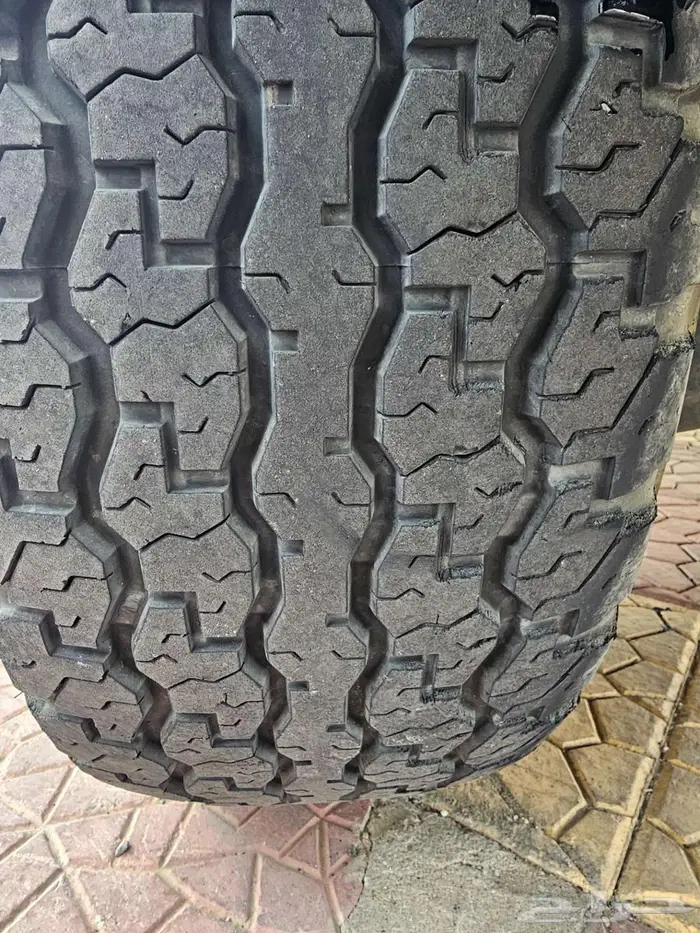 كفرات دنلوب عريضه للبدل فقط بحجريه 2