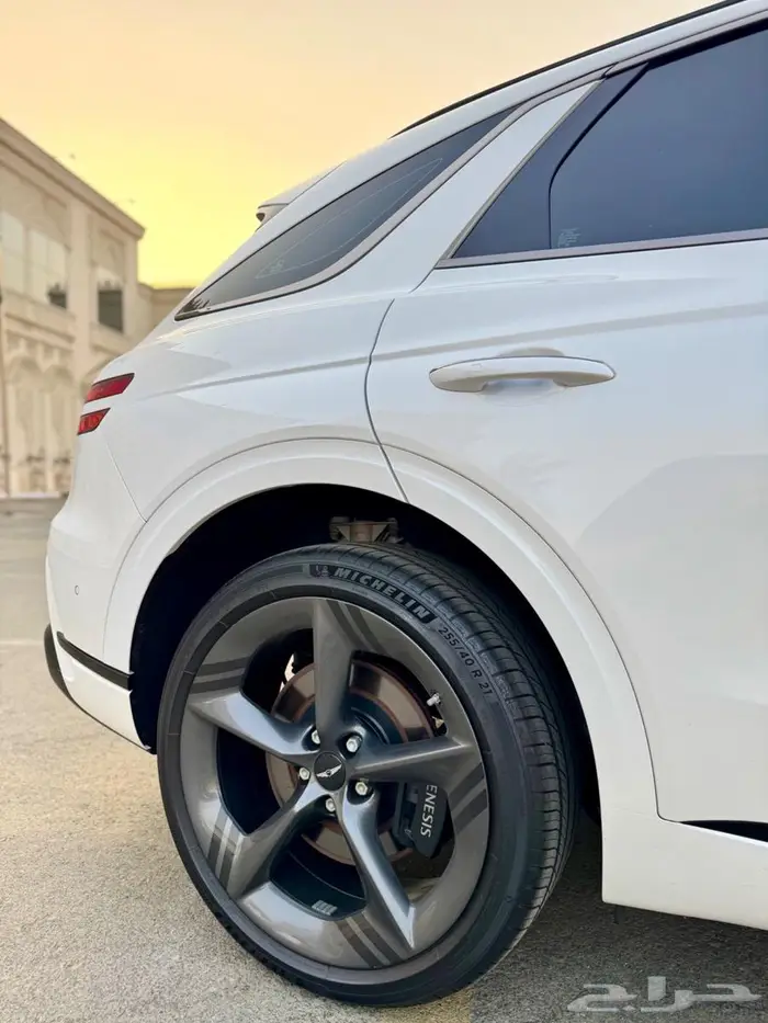 جنسس 2025 GV70 بلاتينيوم سبورت 12