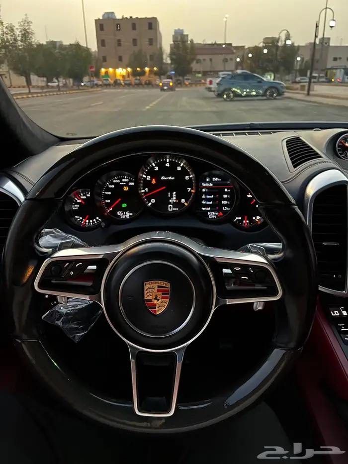 للبيع كايين تيربو مواصفات خاصه فل كاربون 6