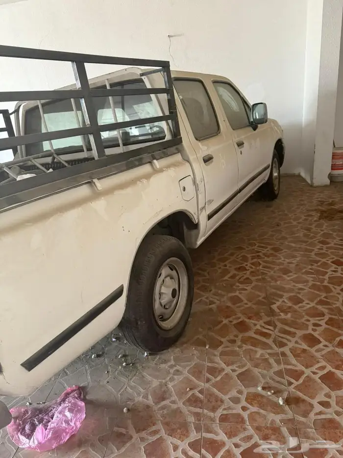 خمسه سيارات للبيع تشليح 4