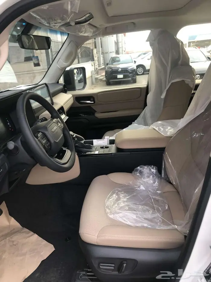 تويوتا برادو TXL2 بنزين 2025 أبيض _ جارالله القحطاني 8