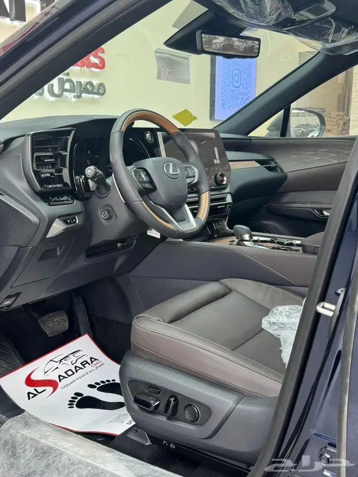 لكزس RX350bb فل كامل بنزين 2025 سعوزي 12