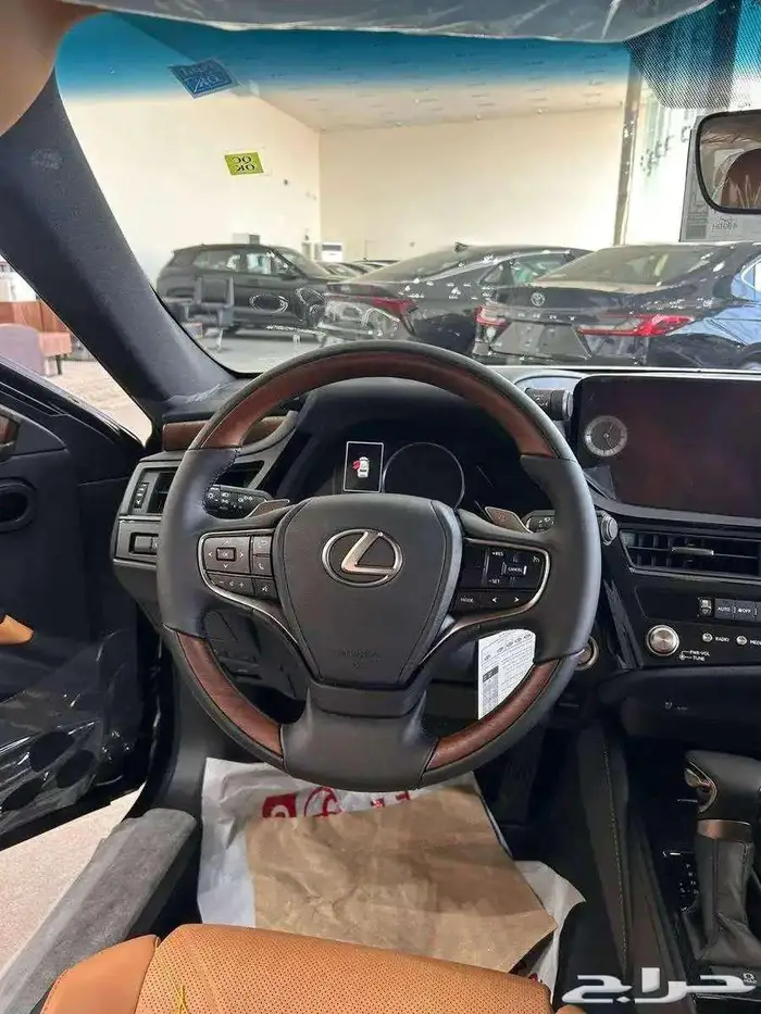 لكزس es350 cc موديل 2025 كاش و أقساط 7