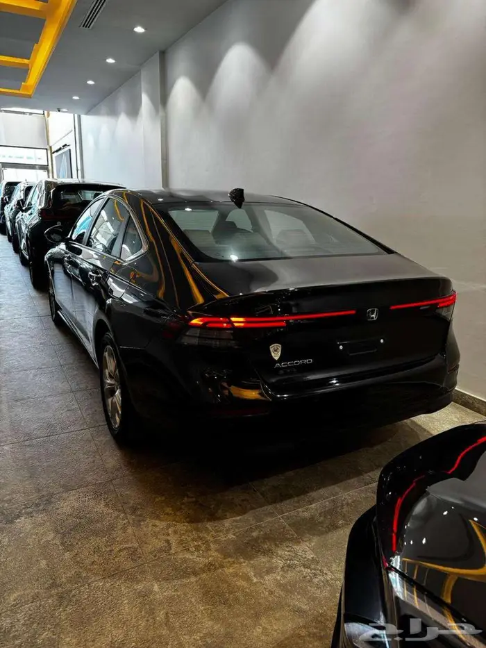 هوندا أكورد ستاندر 2025 2