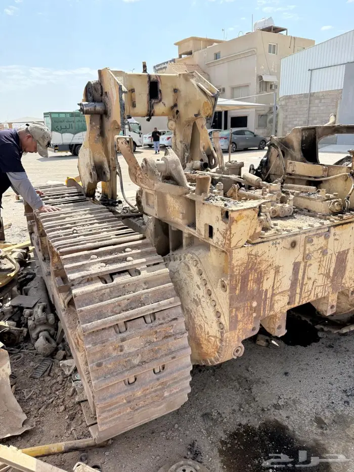 جنزير بلدوزر 65 كوماتسو على الشرط شد بلد 0
