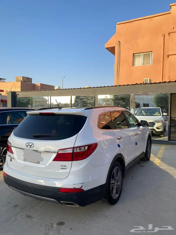 للبيع جراند سنتافي دبل سبع مقاعد بنزين نظيف 1