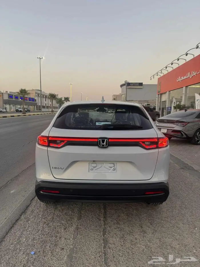 هوندا HRV LX كاش او اقساط 2025 3