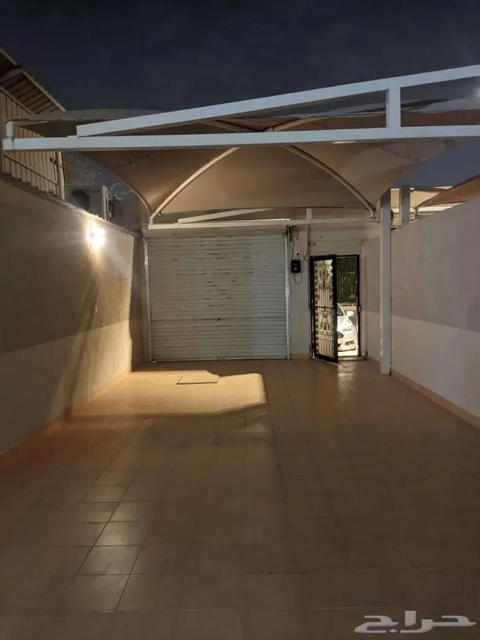 يوجد لدينا دور للايجار ب ( حى الروابي) 14