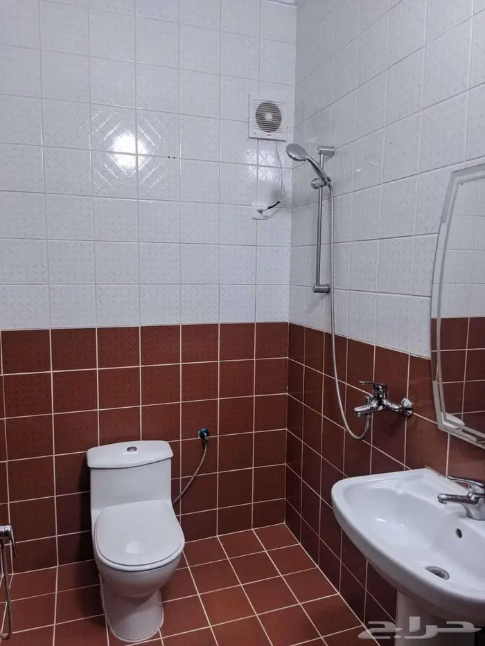 يوجد لدينا دور للايجار ب ( حى الروابي) 13