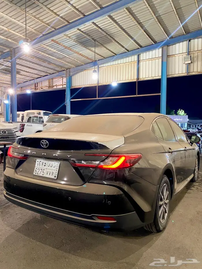 تويوتا كامري ستاندر - اصفار 2025 3