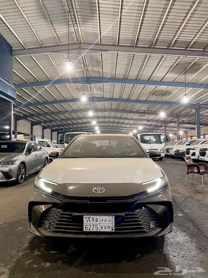 تويوتا كامري ستاندر - اصفار 2025 0