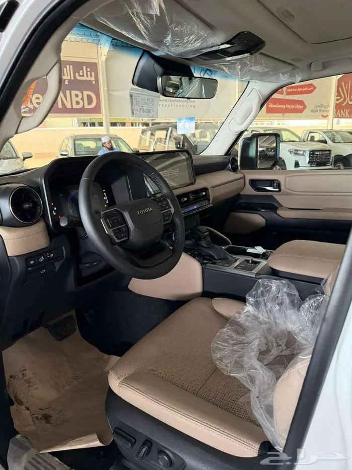 تويوتا برادو TXL3 موديل 2025 بنزين 19