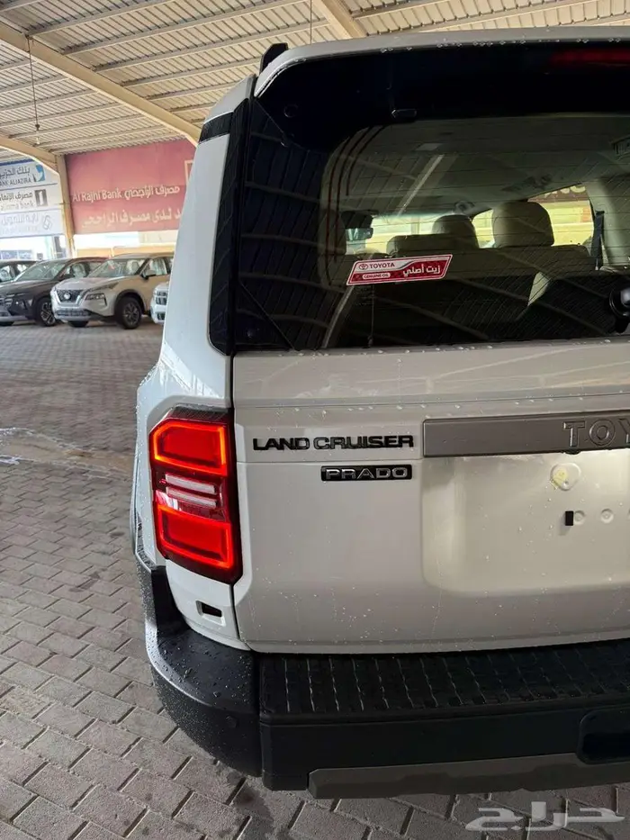 تويوتا برادو TXL3 موديل 2025 بنزين 13