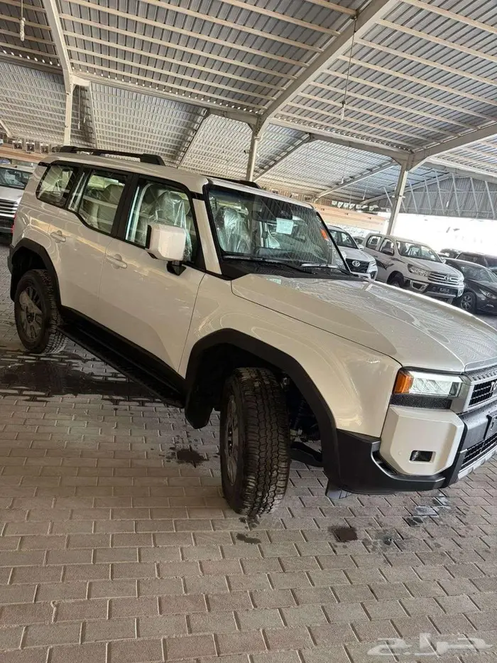 تويوتا برادو TXL3 موديل 2025 بنزين 7