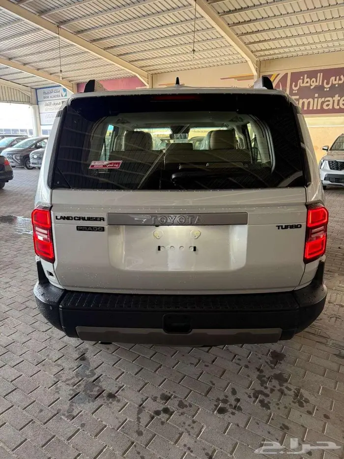 تويوتا برادو TXL3 موديل 2025 بنزين 10