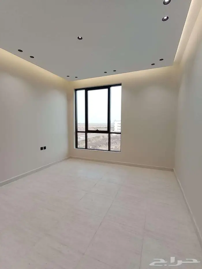 شقة علوية للبيع جيزان حي الرجاب 12