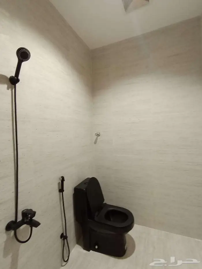 شقة علوية للبيع جيزان حي الرجاب 13