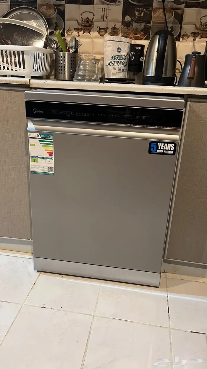 اثاث جديد خالي من العيوب 2