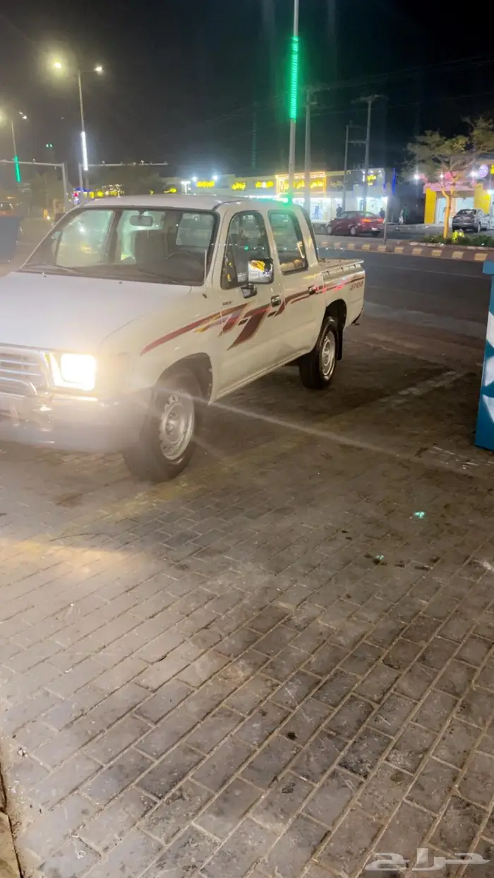 هايلكس للبيع مديل 2000 شرط محركات 4