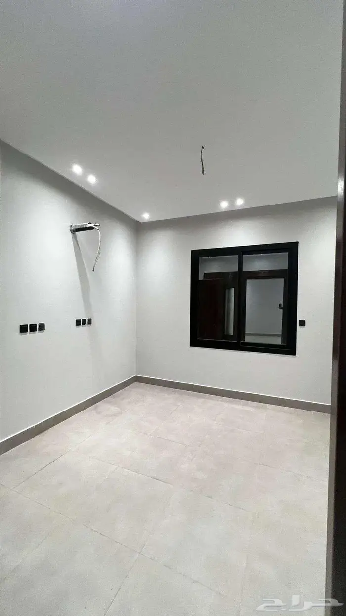 شقه فاخره جديده للايجار بحي المنار بجده خلف الياسمين مول 0