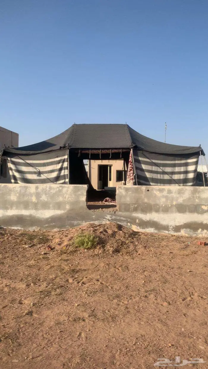 للبيع خيمة على شكل بيت شعر 5 في 7 8