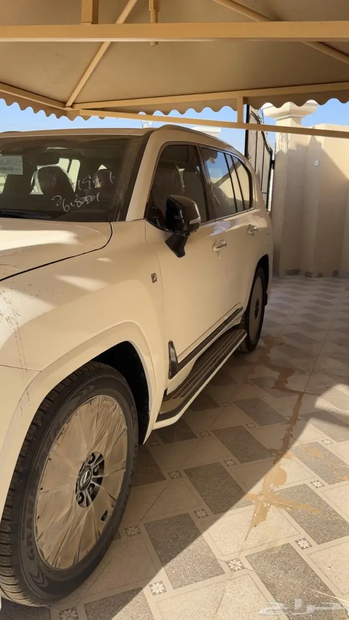 لكزس 2025 سعودي زيرو صادر لوحه 0