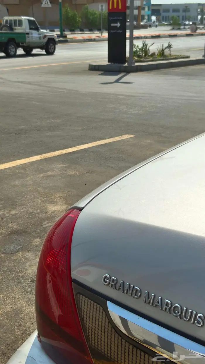 فورد جراند ماركيز 2009 11